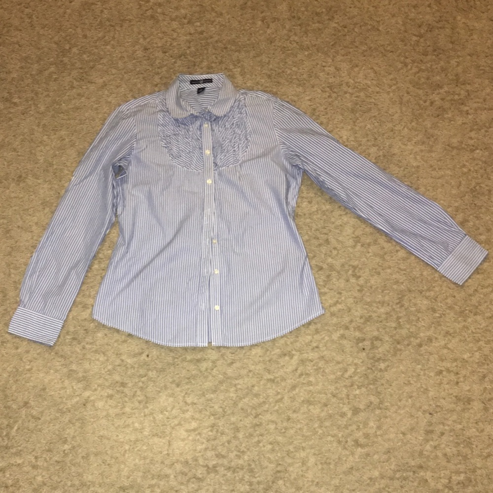 Gap ruffle neck button down